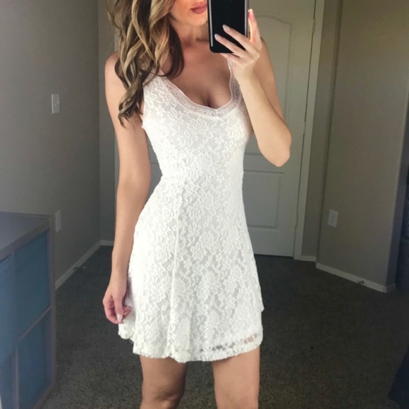 Taryn Kay Dresses & Skirts - -Ivory Floral Lace Sundress-